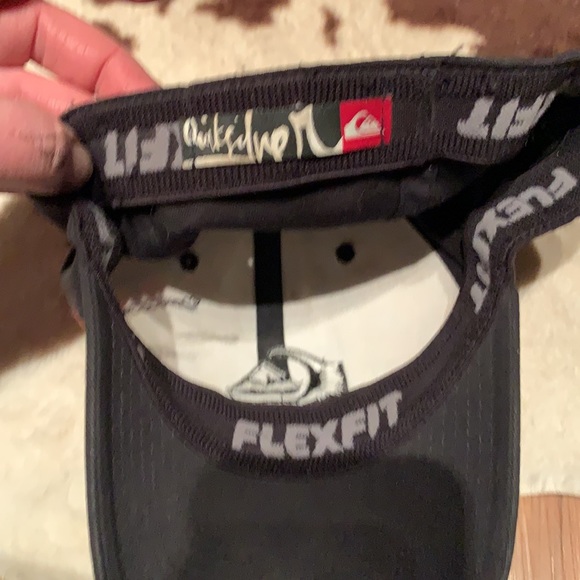 VTG Quicksilver Flexfit Cap - Picture 4 of 4